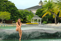 MODEL: Shine | Accounts Payable Staff | LOCATION: East Lagoon