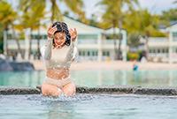 MODEL: Lyn | Food Attendant | LOCATION: Riverboat Spillway