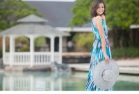 MODEL: Monica Nalupta | LOCATION: Water's Edge Room, Chenonceaux Building